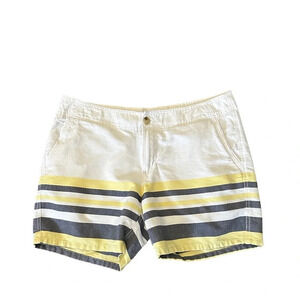 Columbia Women's Sun Protection Shorts Size 10 White with Gray & Yellow …